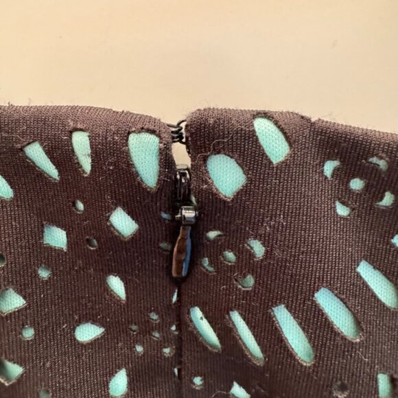 Calvin Klein Cocktail Eyelet Flowy Skirt Lined Black Blue Party Dress - 12 - Picture 5 of 11